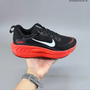 Nike Vomero 19 sneakers
