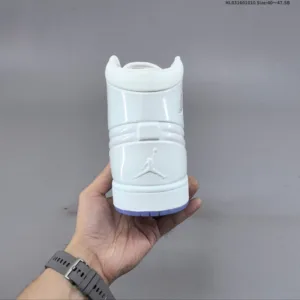 Nike Air Jordan 1 Retro Mid AJ1 sneakers