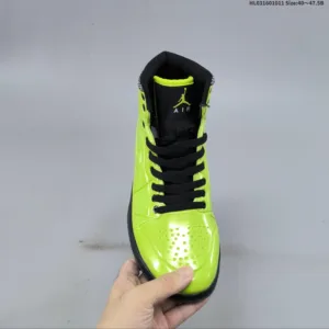 Nike Air Jordan sneakers 1 Retro Mid AJ1 sports shoe