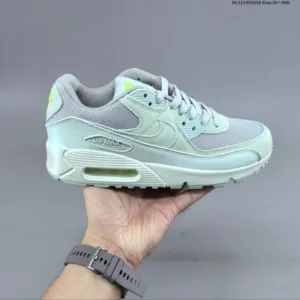 Nike Air Max 90 sneakers