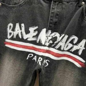 Balenciaga K1240 denim jeans