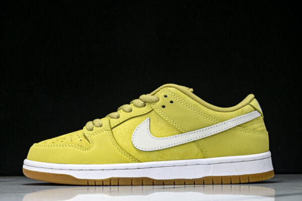 Nike FJ1674 700 SB DUNK LOW SATURN GOLD/SAIL-SATURN GOLD-SOLAR FLARE-GUM LIGHT BROWN-SAFETY ORANGE - FJ1674, FJ1674 700, Nike FJ1674 700, Nike FJ1674 700 sheos, Nike FJ1674 700 sneakers, Nike SB Dunk Low Pro Skate, Nike SB Dunk Low Pro Skate Shoes