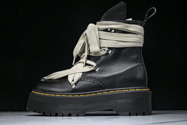 Dr. Martens HIGH-TOP MARTENS BOOTS BLACK - Dr. Martens boosts, Dr. Martens boot shoes, Dr. Martens HIGH-TOP MARTENS BOOTS, Dr. Martens shoes, HIGH-TOP MARTENS BOOTS