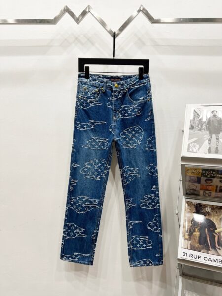 LOUIS VUITTON Denim K1320 Damoflage jacquard Marque LV déposée jeans pants - Denim, denim jeans pants, Jeans, jeans pants, louis, LV denim, lv denim jeans, lv denim pants, lv jeans, lv jeans pants, lv pants, pants, vuitton