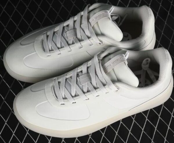 Lululemon Cityverse Low-Top Casual Sneakers - LU-05 shoes - Cityverse Low-Top, Cityverse sneaker, Lululemon, Lululemon Cityverse, Lululemon Cityverse sneaker, Lululemon mens sneaker, Lululemon shoes, Lululemon sneaker, Lululemon sneaker shoes, Lululemon sneakers