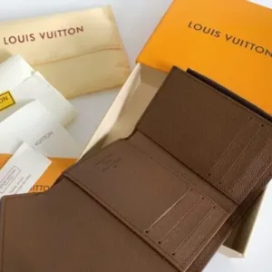 Louis Vuitton M41938 classic VICTORINE wallet with wholesale price