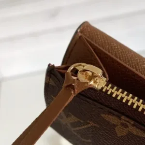 Louis Vuitton M41939 wallet with wholesale price
