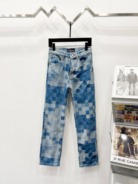 Louis Vuitton K690 24SS Blue Checkerboard Denim Jeans - Denim, denim jeans pants, Jeans, jeans pants, louis, LV denim, lv denim jeans, lv denim pants, lv jeans, lv jeans pants, lv pants, pants, vuitton