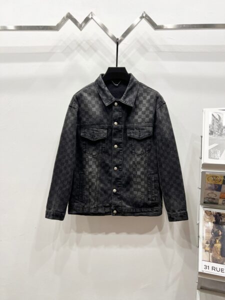 Louis Vuitton K830 loose fit unisex cowboy jacket - cowboy jacket, Denim, louis, Louis Vuitton cowboy jacket, louis vuitton denim jacket, Louis Vuitton jacket, lv cowboy jacket, LV denim, lv denim jacket, lv denim unisex jacket, lv unisex cowboy, LV unisex cowboy jacket, lv unisex jacket, unisex cowboy jacket, unisex jacket, vuitton