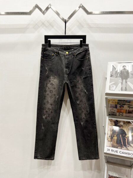 Louis Vuitton H100 New 2025 Jeans - Denim, denim jeans pants, Jeans, jeans pants, louis, LV denim, lv denim jeans, lv denim pants, lv jeans, lv jeans pants, lv pants, pants, vuitton