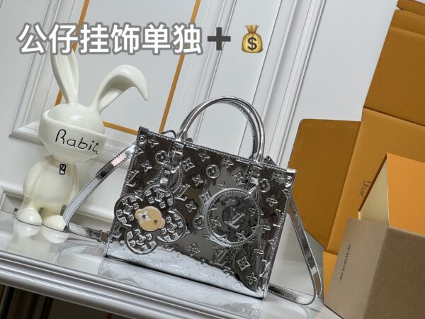 Louis Vuitton OnTheGo PM Monogram Mirror silver M26373 tote hand bags - L&V hand Bags, L&V tote hand bags, Louis Vuitton, Louis Vuitton 2025 bags, Louis Vuitton 2026 bags, Louis Vuitton bags, Louis Vuitton hand bags, Louis Vuitton handbags, Louis Vuitton tote handbags, LV 2025 bags, LV 2026 bags, lv bags, LV handbags, LV OnTheGo PM, LV OnTheGo PM Bags, LV OnTheGo PM handbags, LV OnTheGo PM tote handbags, LV s25 bags, lv s26 bags, LV tote bags, LV tote handbags, OnTheGo PM, OnTheGo PM Hand bags