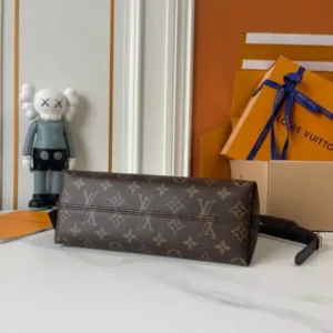 LV CarryAll BB Monogram/Shearling M26568 L&V tote hand bags