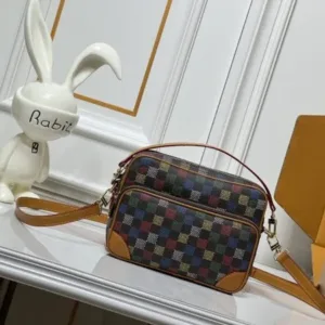 Louis Vuitton N62823 L&V bags