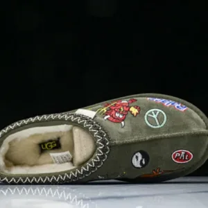 UGG 1122553-CHE TAZZ GREEN/WHITE shoes