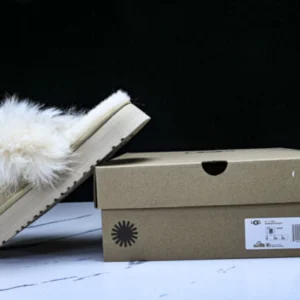 UGG 1173930 THICK-SOLED SNOW BOOTS YELLOW