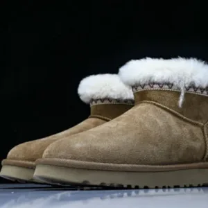 UGG W11174496 LOW-TOP CASUAL SNOW BOOTS BEIGE/BROWN - ugg, UGG 2025, UGG 2025 boots, ugg 2025 snow boots, ugg 2025 WINTER WOOLEN BOOTS, ugg 2026 boots, ugg 2026 snow boots, ugg 2026 winter boots, ugg ANTI SLIP ANKLE BOOTS, UGG boots, ugg brown boots, ugg cheap boots, ugg discounted boots, ugg freeshipping shopping, ugg girl's boots, ugg girls, UGG KIDs, ugg kids boots, ugg ladies boots, ugg lady, ugg original, ugg outlet, ugg shoes, UGG shop, ugg shopping, ugg student's boots, ugg students, ugg white boots, ugg women's boots, UGG womens