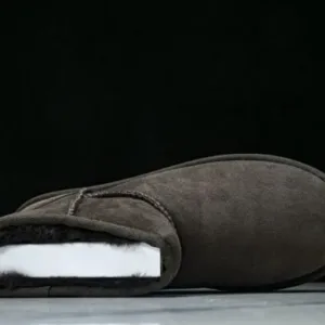 UGG 1016222 SNOW BOOTS ARE WARM AND COMFORTABLE FOR WOMEN IN AUTUMN AND WINTER Shoes