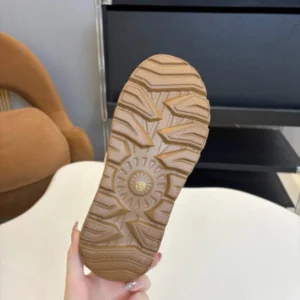 UGG cowhide Sheepskin wool Towel embroidery BOOTS 1130536