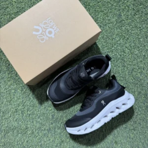 Loewe ON Running x Wmns Cloudtilt 2 Black 3WE10870553