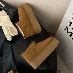 UGG Women’s Classic Ultra Mini Platform BOOTS GL67 1135092