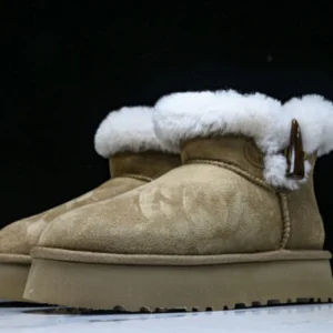 UGG WAZ113356 AUTUMN MAXQUEEN FLEECE WARM WOMEN’S 2025 WINTER STYLE FLUFFY SNOW BOOTS BROWN/WHITE