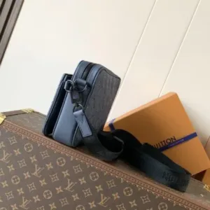 LV Trio Messenger Monogram Shadow Men’s Bags