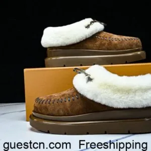 LV archlight sneaker cortina low top half drag chocolate snow boots