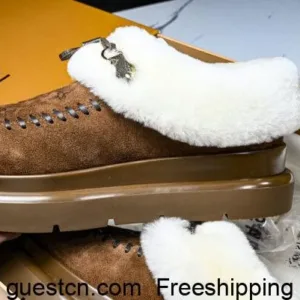 LV archlight sneaker cortina low top half drag chocolate snow boots