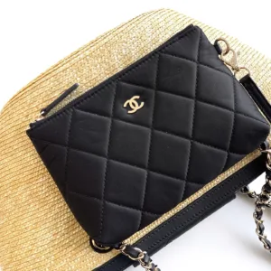 Chanel 26C latest woven vegetable basket shopping Handbags
