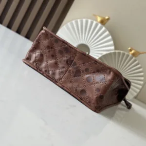 Chanel 26ss 2225 Spring/Summer Vintage Resin Leather Flip Tofu Handbags