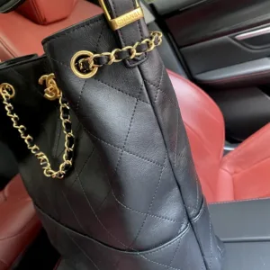 Chanel 5636 26A suede and leather bucket bag