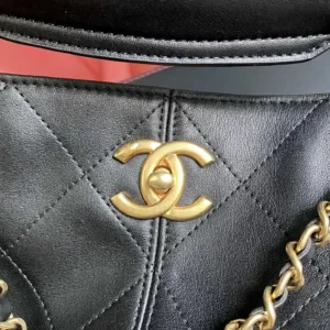 Chanel 5636 26A suede and leather bucket bag