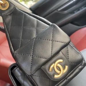 Chanel AS5339 26C Hobo Jennie handbags