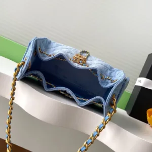 Chanel AS5631 hobo messenger Handbags