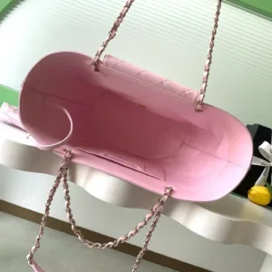 Chanel AS5952 straw-woven Handbags