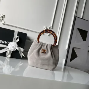 Chanel AS6022 Handbags