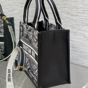 Dior 8004 handbags
