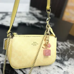 COACH new Teri Underarm Tote Hand Bags