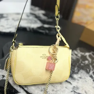 COACH new Teri Underarm Tote Hand Bags