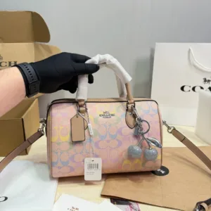 Coach 7773 Pillow Bag