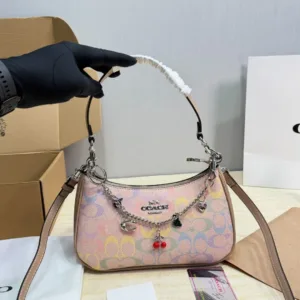 Coach 7773 Teri Underarm tote hand bags