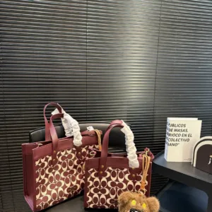 COACH classic vintage 88085 tote Handbags