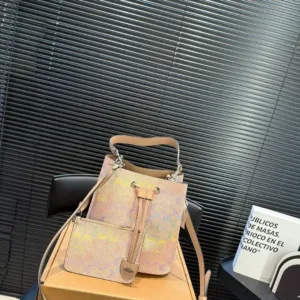 Coach Bucket Retro Series Handbag