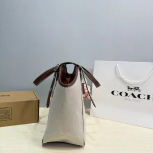 Coach Practical Commuter Mommy Autumn Winter Tote Bag
