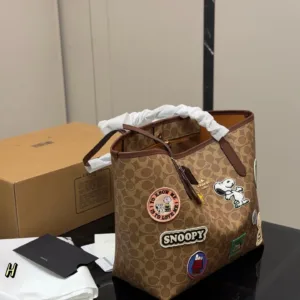 Coach SNOOPY City Tote Hand Bags