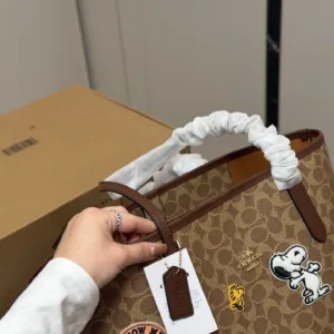 Coach SNOOPY City Tote Hand Bags