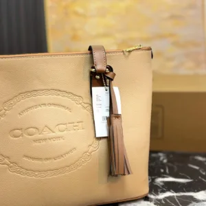 Coach tote handbags