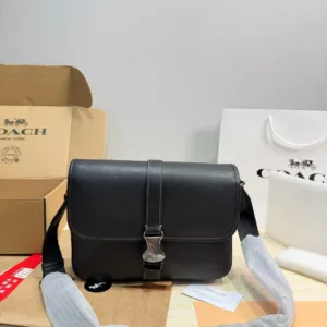 Coach Men’s New Warner Postman Bag