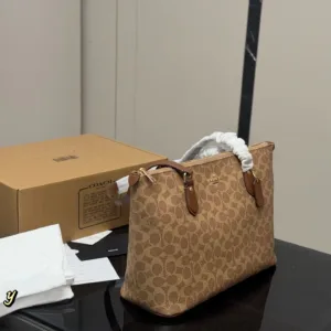 Coach single-sided zipper tote bag shopping handbags