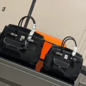 Hermes Bk30 Tote Hand bags